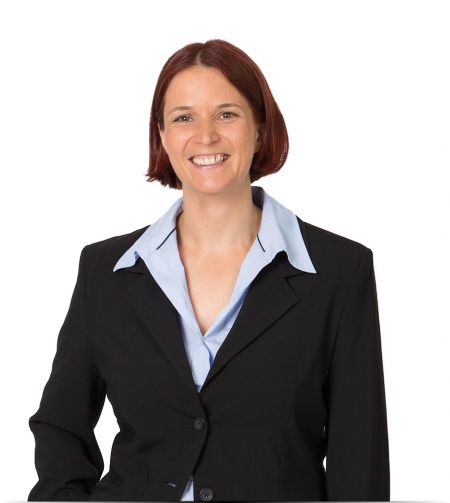 Anke Schweiggart Sachbearbeiterin und Buchhaltung in den Bereichen Notrufleitstelle und Einlagerung Sicherheitsdienst Stuttgart